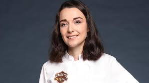 Ils s'affrontent dans des épreuves de plus en plus rudes et les nerfs de certains commencent à lâcher ! Top Chef 2019 Deux Stars Du Rap Invitees Michel Sarran Elimine Sa Propre Brigade Replay De L Episode 4 Melty