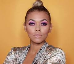 Alexandra joner is a norwegian singer. Podkast Side 5