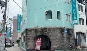 実物指名】神戸福原ソープ 聖スムーチ女学園でコスパ抜群の3P対戦 - WORLD SEX TRIP