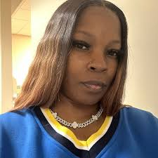 Can someone design a fill-in for my daughter?