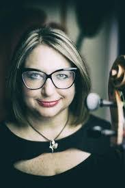 Paula Strunk's Instagram, Twitter & Facebook