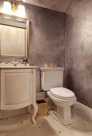 Use wall painting techniques to add some color and flair to a drab room. How To Sponge Paint A Wall And Create A Faux Finish House Mt