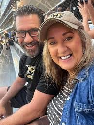 Morgan Kapp's Instagram, Twitter & Facebook