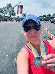 Casey Clinch's Instagram, Twitter & Facebook