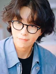 Hombres y Mujeres Solteros: Primeros Capítulos