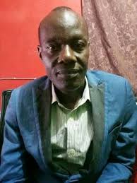 Who played the rhythm guitar