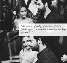 Bir Kadinin Guzelligi Gozlerinde Gorulur Cunku Askin Ikamet Ettigi Kalbine Acilan Kapi Gozleridir Audrey Hepburn Sozler Audrey Hepburn Alintilar Ask