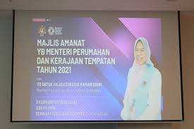 Menteri perumahan dan kerajaan tempatan, zuraida kamaruddin berkata usul mengenai pilihan raya kerajaan tempatan akan dibentangkan kepada kabinet dan seterusnya di parlimen pada 2021. Majlis Amanat Yb Menteri Perumahan Dan Kerajaan Tempatan Tahun 2021 Secara Atas Talian Official Portal Seremban City Council Mbs
