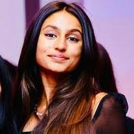 Roma Patel's Instagram, Twitter & Facebook