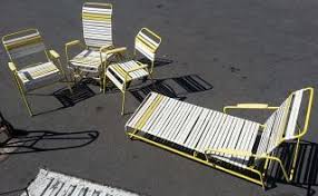 The tropicana strap collection features a horizontal strap with a flat tube aluminum frame. Vintage 60s 70s Metal Vinyl Strap Patio Lawn Chair Lounge Set Freeway Patio Lawn Chairs Lawn Chairs Metal Patio Furniture