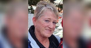 Paula Byerly's Instagram, Twitter & Facebook