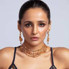 Destiny's Darling Earcuff