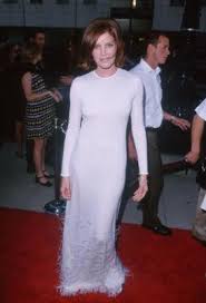 Rene russo was born in burbank, california, to shirley (balocca), a barmaid and factory laborer, and nino russo. The Thomas Crown Affair 1999 Imdb