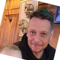 Ricky Ayers's Instagram, Twitter & Facebook