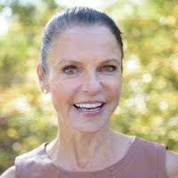 Helen Stephan's Instagram, Twitter & Facebook