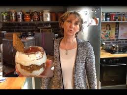 Recette Du Tiramisu Au Speculoos Tres Facile Simple Et Rapide La Cuisine De Francine Youtube Tiramisu Recette Recette Cuisine