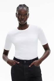 Woman Wearing Tshirt Images - Free Download On Freepik