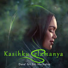 Mulianya hari raya di desa tercinta menggamit ku berdoa syukur padanya sekuntum lebaran mekar di sukmaku kupetik harumnya di hari raya. Lirik Lagu Kasihku Selamanya Siti Nurhaliza