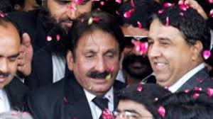 Blast strikes Islamabad rally