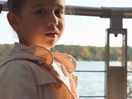 I'm so happy to make my first video with my friends and their baby girl. It  was such a blessing. She kept her cool during the whole session😄 When I  decided to