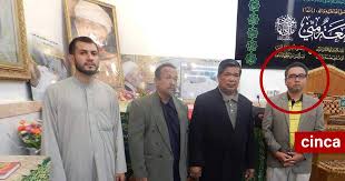 Ketua menteri melaka, pejabat ketua menteri melaka, tingkat 4 (suite), blok bendahara, seri negeri, hang tuah jaya, 75450, ayer keroh ketua menteri sabah, pejabat ketua menteri sabah, jabatan ketua menteri, tingkat 17&18, wisma innoprise, jalan sulaman, 88502 kota kinabalu. Saya Masih Ketua Menteri Melaka Kata Adly