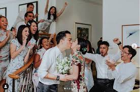 Daniel ong (daniel ong ming yu) was born on 27 december, 1975 in singapore, is a business executive, radio dj. Ex Dj Daniel Ong To Tie The Knot Again Up Station Singapore