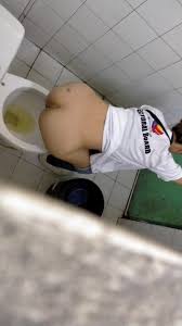 Spy piss: Hot big ass teacher pissing on toilet - ThisVid.com