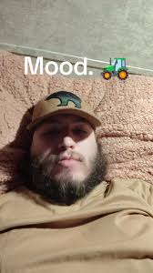 My name is Bernard Humphrey I am a tractor without a farmer. 🚜😔