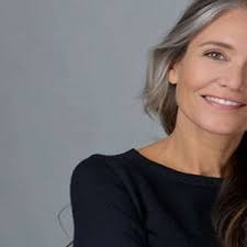 Prime Video Is Now Streaming One of the Funniest Comedies I've Ever Seen