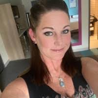 Jenny Winslow's Instagram, Twitter & Facebook