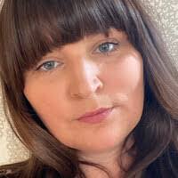 Becky Steward's Instagram, Twitter & Facebook