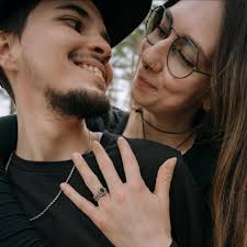 Nail artist for wedding in Oregon?