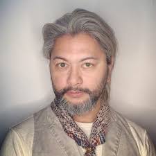 Thomas Hucker's Instagram, Twitter & Facebook