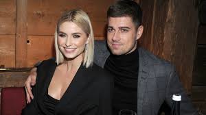 Model und moderatorin lena gercke verkündet via instagram die geburt ihres ersten kindes. Lena Gercke Schwanger Model Im Baby Gluck Endlich Nachwuchs Mit Freund Dustin News De