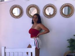 وخلال الساعات الماضية، أجرت لقاء تلفزيونياً. Ø¨Ø§Ù„ØµÙˆØ± Ø¬Ø§Ù†Ø§ Ø¹Ù…Ø±Ùˆ Ø¯ÙŠØ§Ø¨ ÙÙŠ Ø£Ø¬Ø±Ø£ ØµÙˆØ±Ù‡Ø§ ÙÙ‡Ù„ ØªØ®Ø· Øª Ø§Ù„Ø®Ø·ÙˆØ· Ø§Ù„Ø­Ù…Ø±Ø§Ø¡ Ù…Ø¬Ù„Ø© Ø§Ù„Ø¬Ù…ÙŠÙ„Ø©