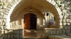 مقام بنيامين بن يعقوب يقع في جبل عامل لبنان في قرية تحمل اسمة العربي محيبيب او المحبوب decor home decor home