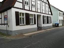 Leben und wohnen in einer immobilie in perleberg. 2 Zimmer Wohnung Zu Vermieten Wollweber Strasse 19348 Brandenburg Perleberg Mapio Net