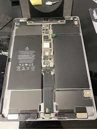 So Much Risk So Little Reward Ipad Pro 12 9 2nd Gen Battery Replacement Do You Guys Do These Repairs I Always Hesitate Given The Cost Of Lcd Replacement If You Make One