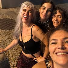 Anna Kahn (@annakahn) · Instagram 照片和视频