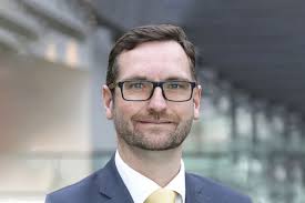 Kerry Mckeown's Instagram, Twitter & Facebook