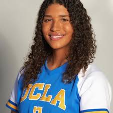 Apr 26, 2020 · tom has always been close to his twin sister, and he has spoken about how fun it is to have another professional athlete in the family thanks to her husband. Maya Brady Wiki Age Boyfriend Family Biography More Wikibio