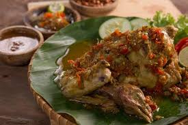 Maybe you would like to learn more about one of these? Sejarah Ayam Betutu Hidangan Khas Bali Pengaruh Budaya Majapahit Halaman All Kompas Com