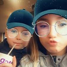 Stream Elin Roberts music