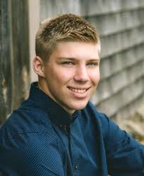 Realtors Award Scholarships