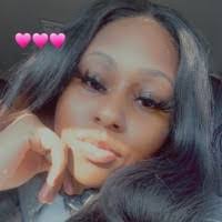 Felicia Lyons's Instagram, Twitter & Facebook