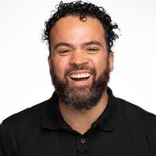 Christopher Geier's Instagram, Twitter & Facebook