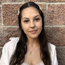 Jessica Carranza's Instagram, Twitter & Facebook