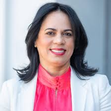 In just six months, the nonprofit founded by REALTOR® and Good Neighbor  Award finalist Kathy Opperman raised $240,000 to open a restaurant nearly  fully staffed by adults with disabilities: So Much to