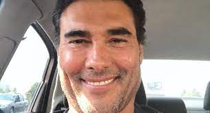 Un intento de suicidio y cómo un día, sin tener alcohol a la mano, tomó de un producto químico con agua Eduardo Yanez Why He Left His Only Son Grandchildren Fight Telenovelas Nnda Nnlt Fame