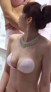 偷拍试内衣网站列表- The Porn Best